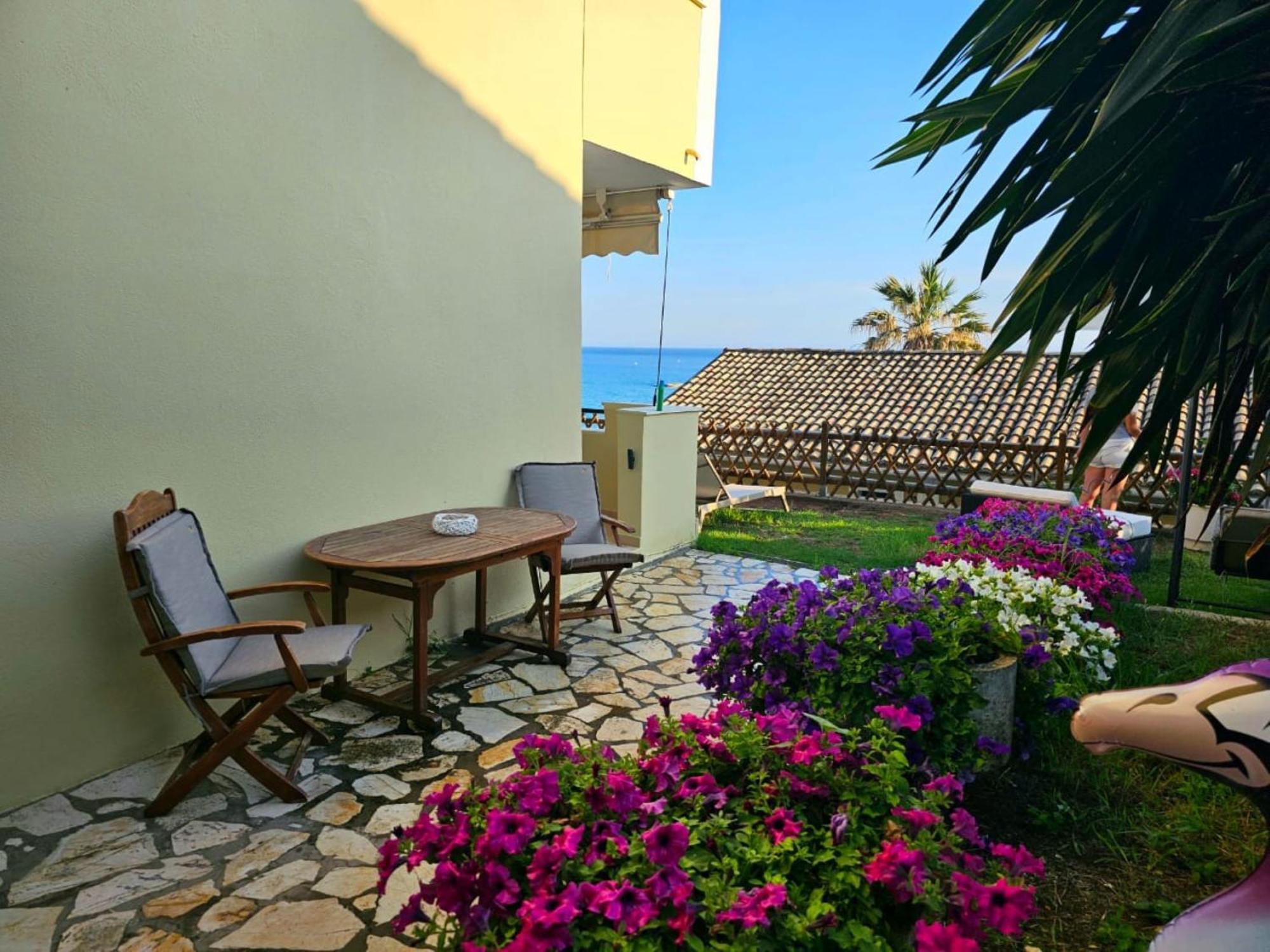 Glyfada Maisonette Aa2g 59 Eksteriør billede