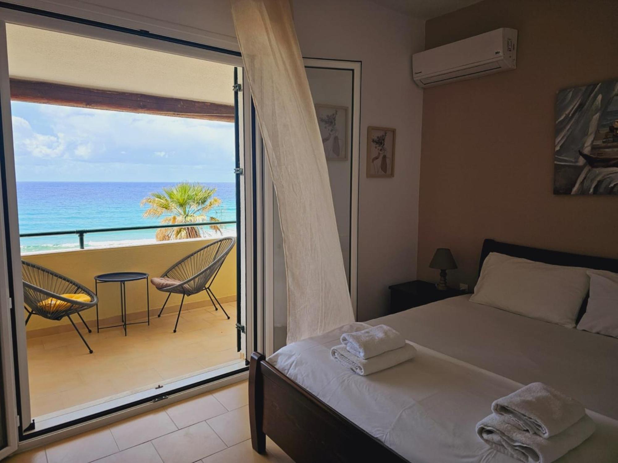 Glyfada Maisonette Aa2g 59 Eksteriør billede