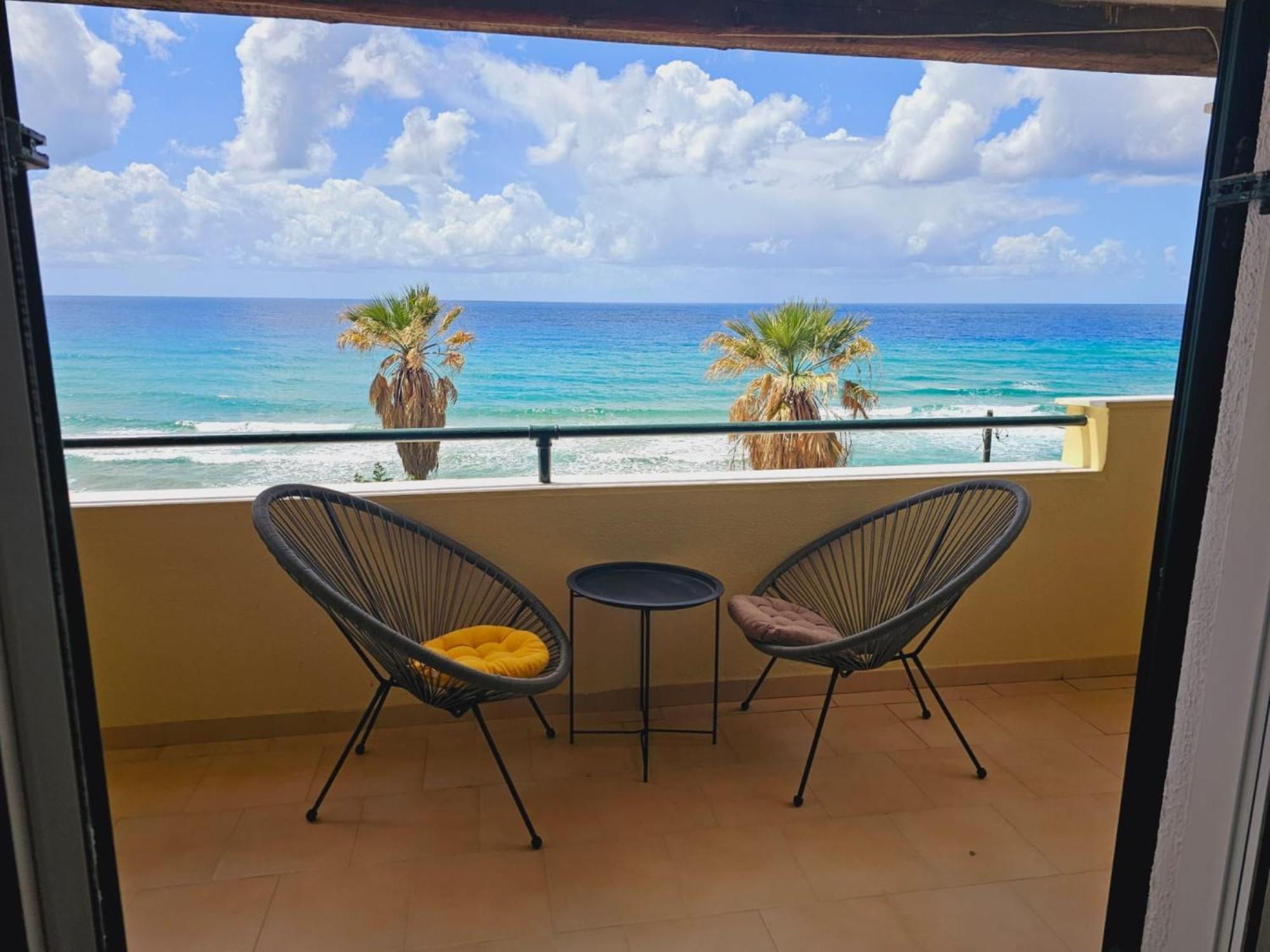 Glyfada Maisonette Aa2g 59 Eksteriør billede